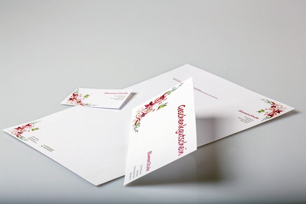 Geschäftsausstattung Visitenkarte, Briefpapier und Gutscheinkarte